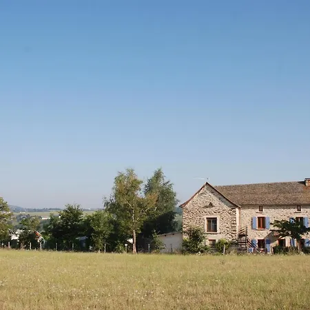 Holiday home Ancienne Fermette Renovee Pour 10 Personnes Castelmary